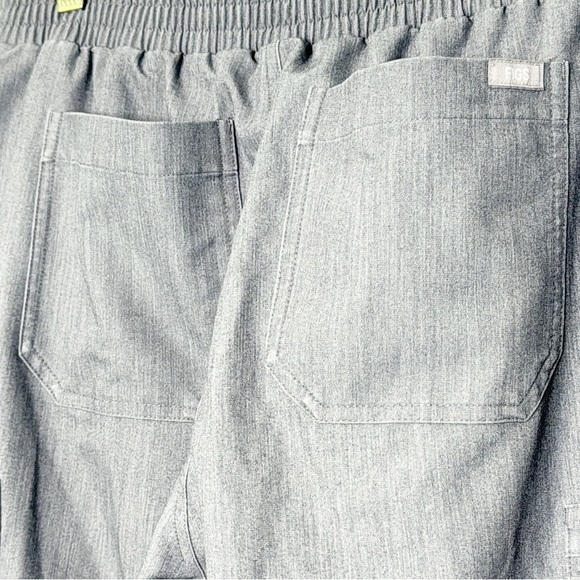 FIGS Men's Cairo Technical Collection (L) - Picture 8 of 9